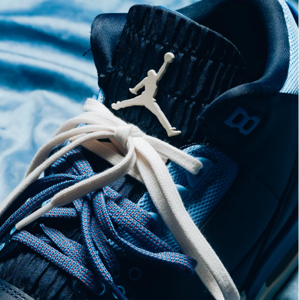 Navy Mid-Top Sneakers with Mismatched Blue & Red Accents