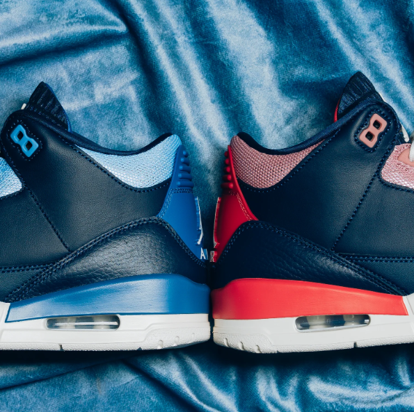 Navy Mid-Top Sneakers with Mismatched Blue & Red Accents